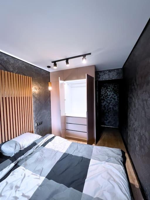 Black Pearl Luxury Apartment Ventspils Ngoại thất bức ảnh