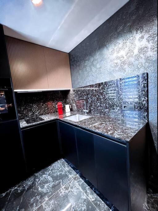 Black Pearl Luxury Apartment Ventspils Ngoại thất bức ảnh